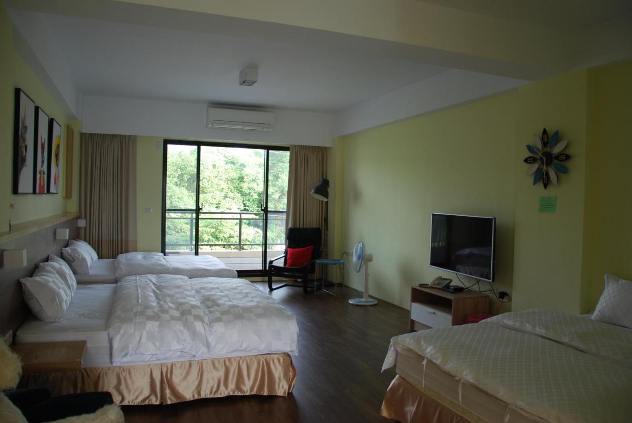 Sunny Sky Homestay Yujing Esterno foto