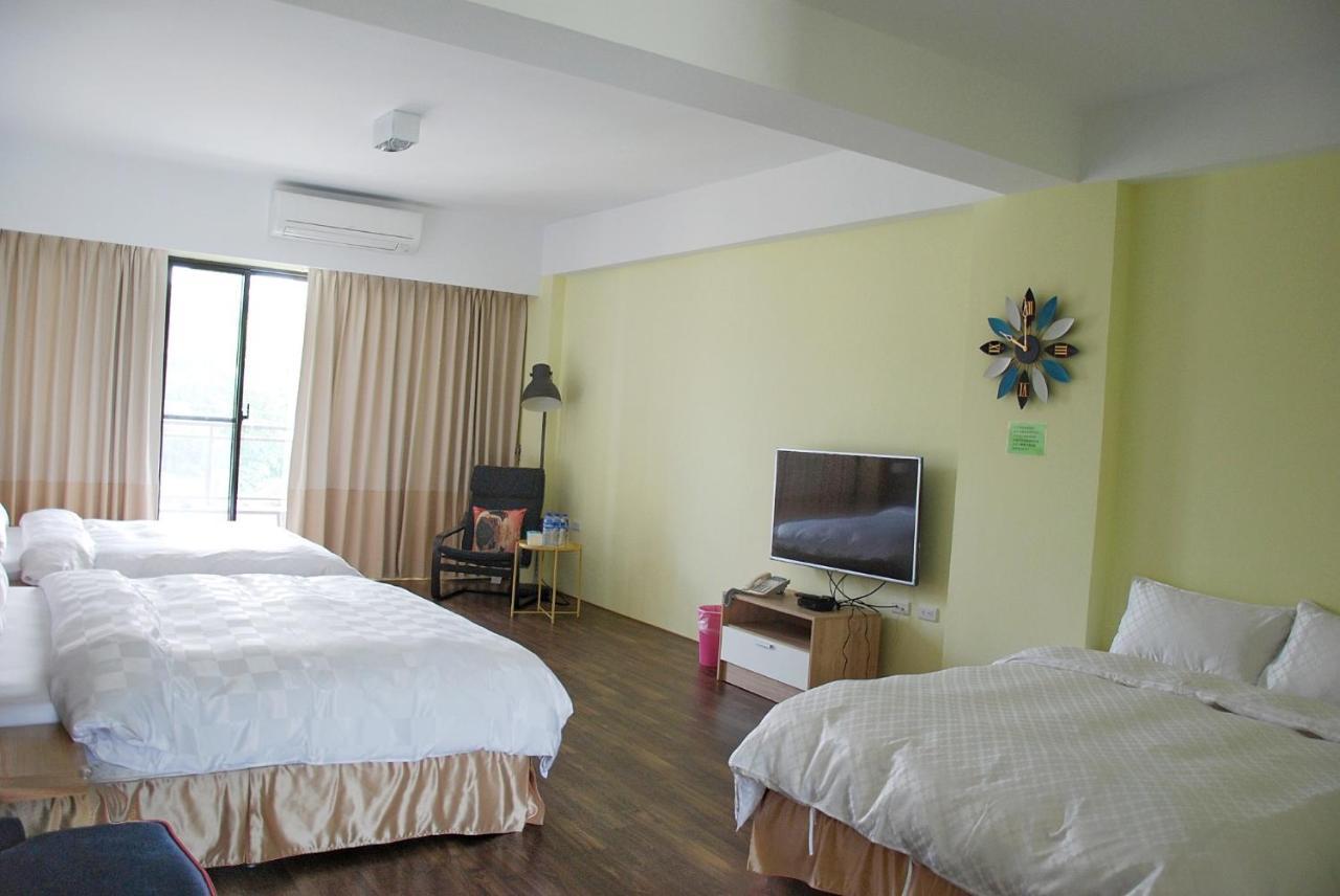 Sunny Sky Homestay Yujing Esterno foto